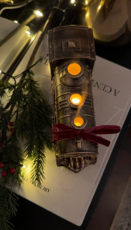 Vintage Brass Train Aromatherapy Humidifier